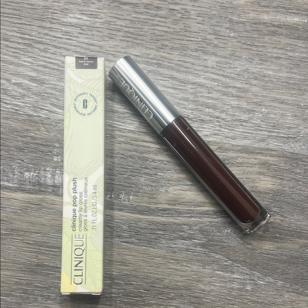 Clinique Pop Plush Lip Gloss Iconic Shade Black Cherry